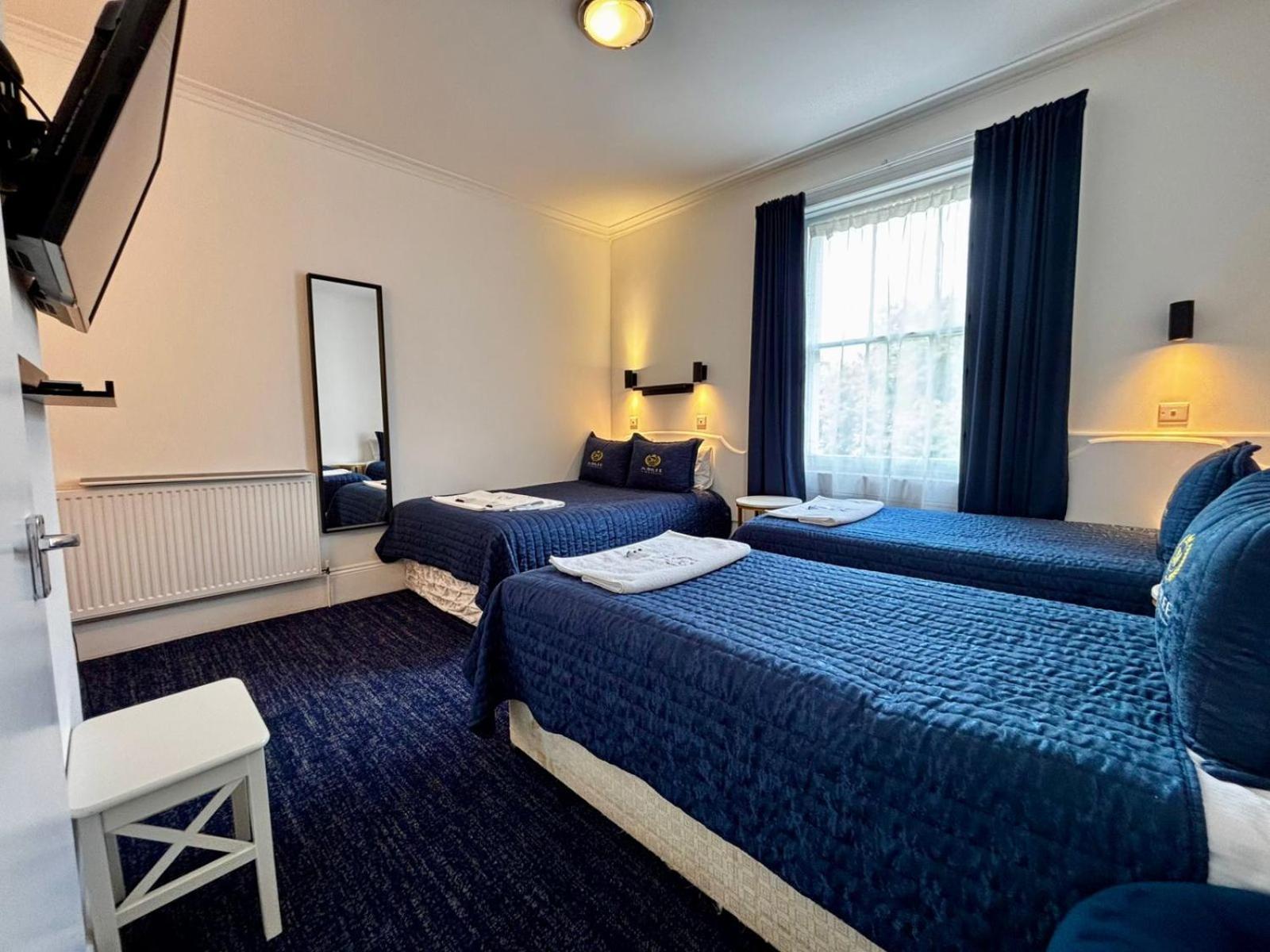 Jubilee Hotel Victoria London Kültér fotó